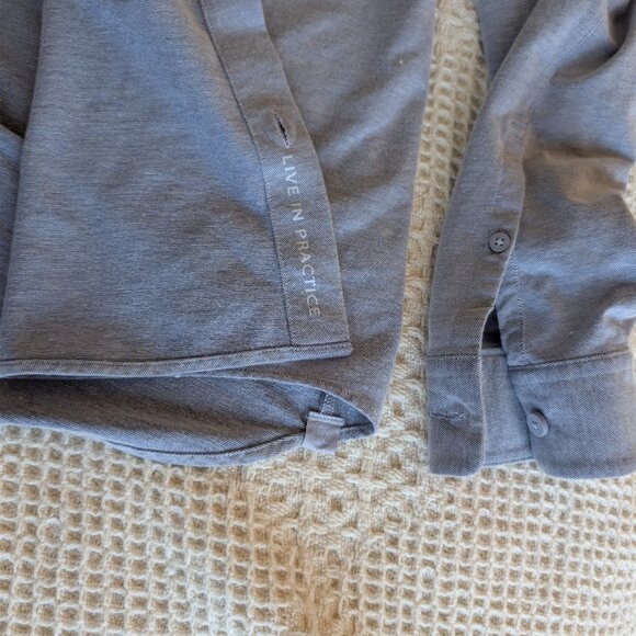 Lululemon size L Men - Picture 3 of 3